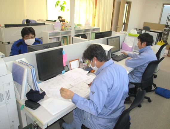 チームスルガ社内の様子